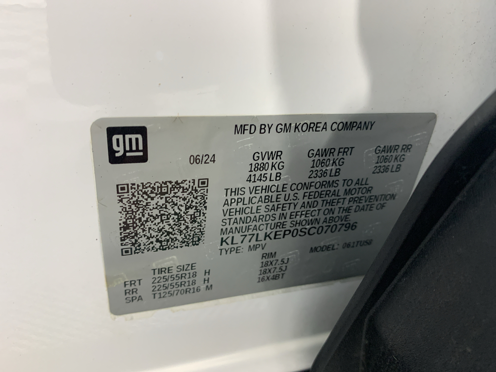 Vehicle photo 12