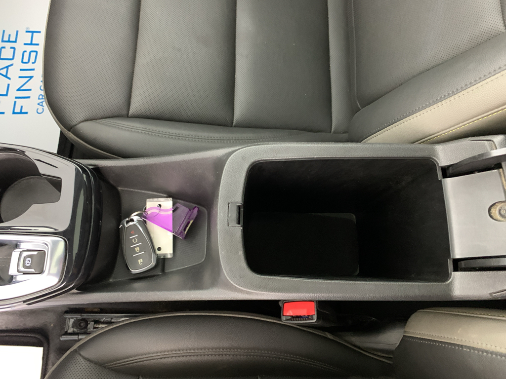 Vehicle photo 27