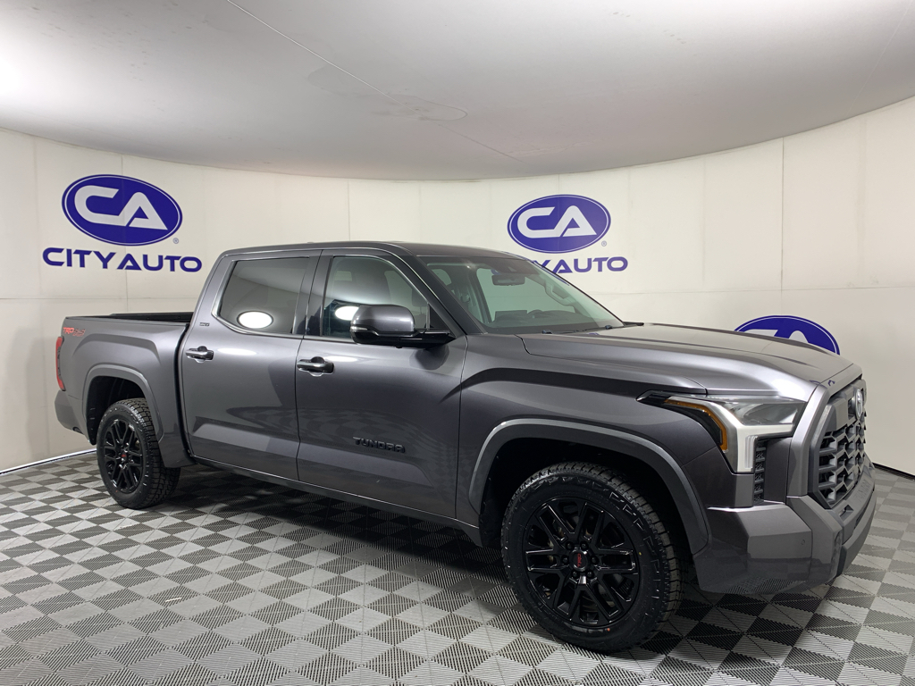 Vehicle photo 1