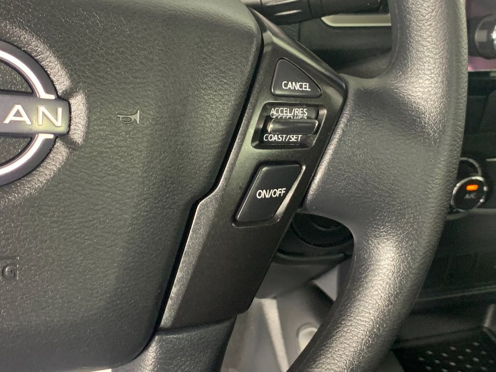 Vehicle photo 18