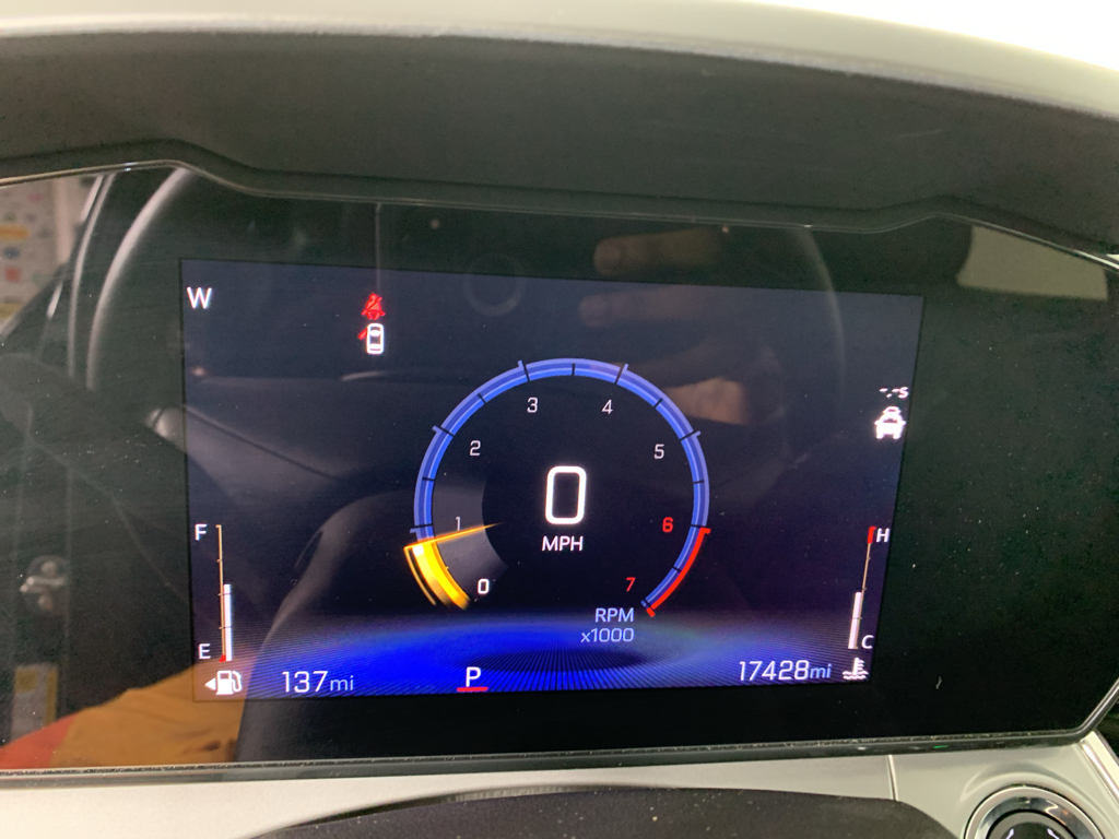 Vehicle photo 23