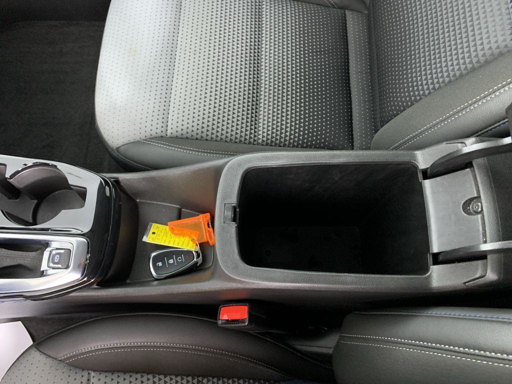 Vehicle photo 28