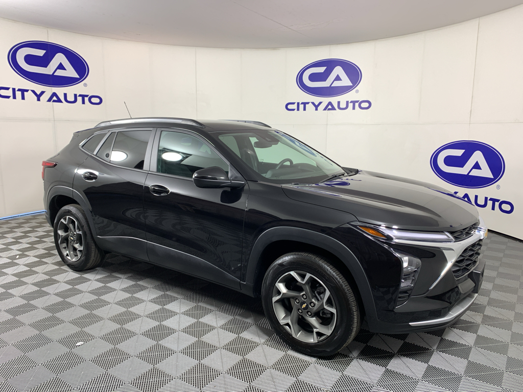 Vehicle photo 1