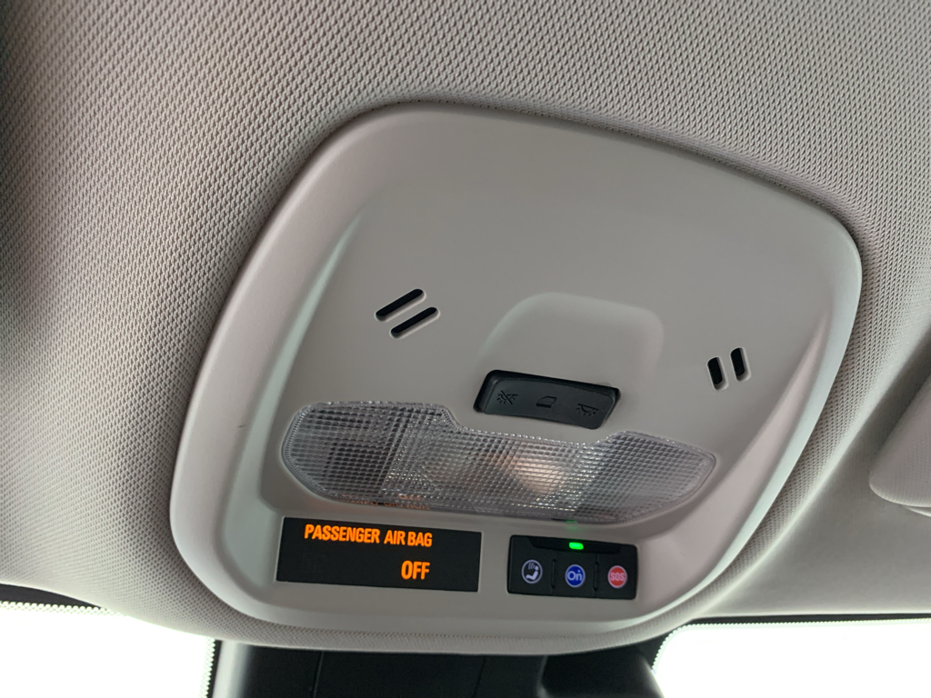 Vehicle photo 27