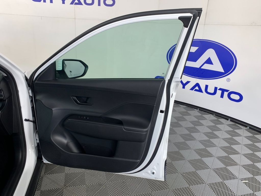 Vehicle photo 39
