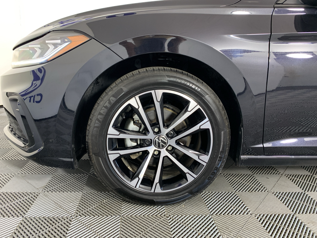 Used 2025 Volkswagen Jetta Sedan