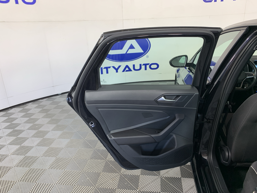 Used 2025 Volkswagen Jetta Sedan