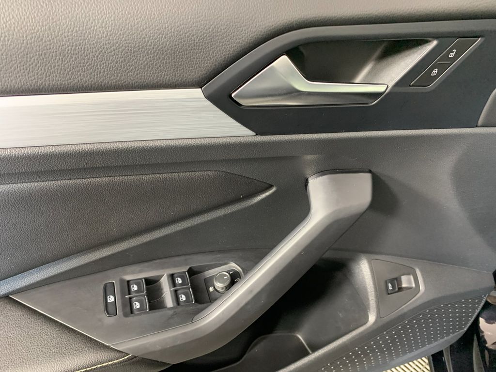 Used 2025 Volkswagen Jetta Sedan