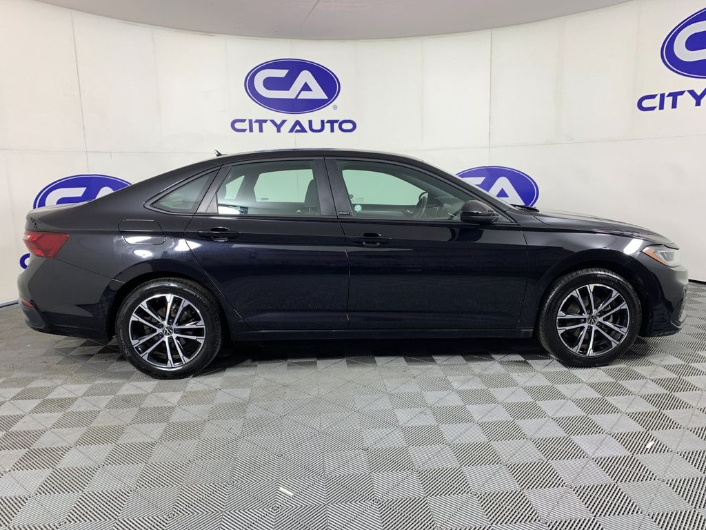 Used 2025 Volkswagen Jetta Sedan