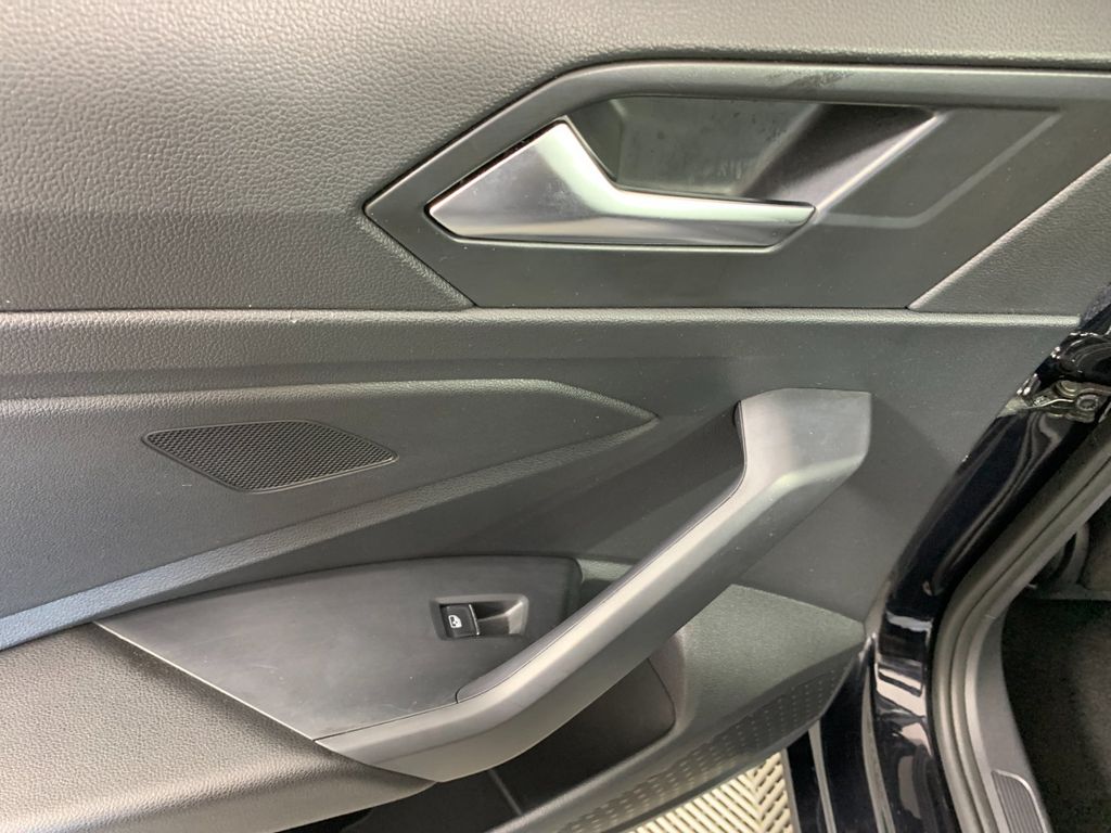 Used 2025 Volkswagen Jetta Sedan