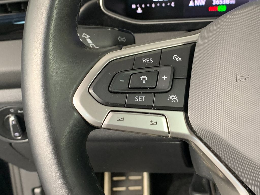 Used 2025 Volkswagen Jetta Sedan