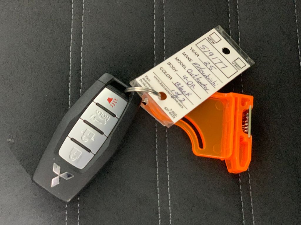 Vehicle photo 43