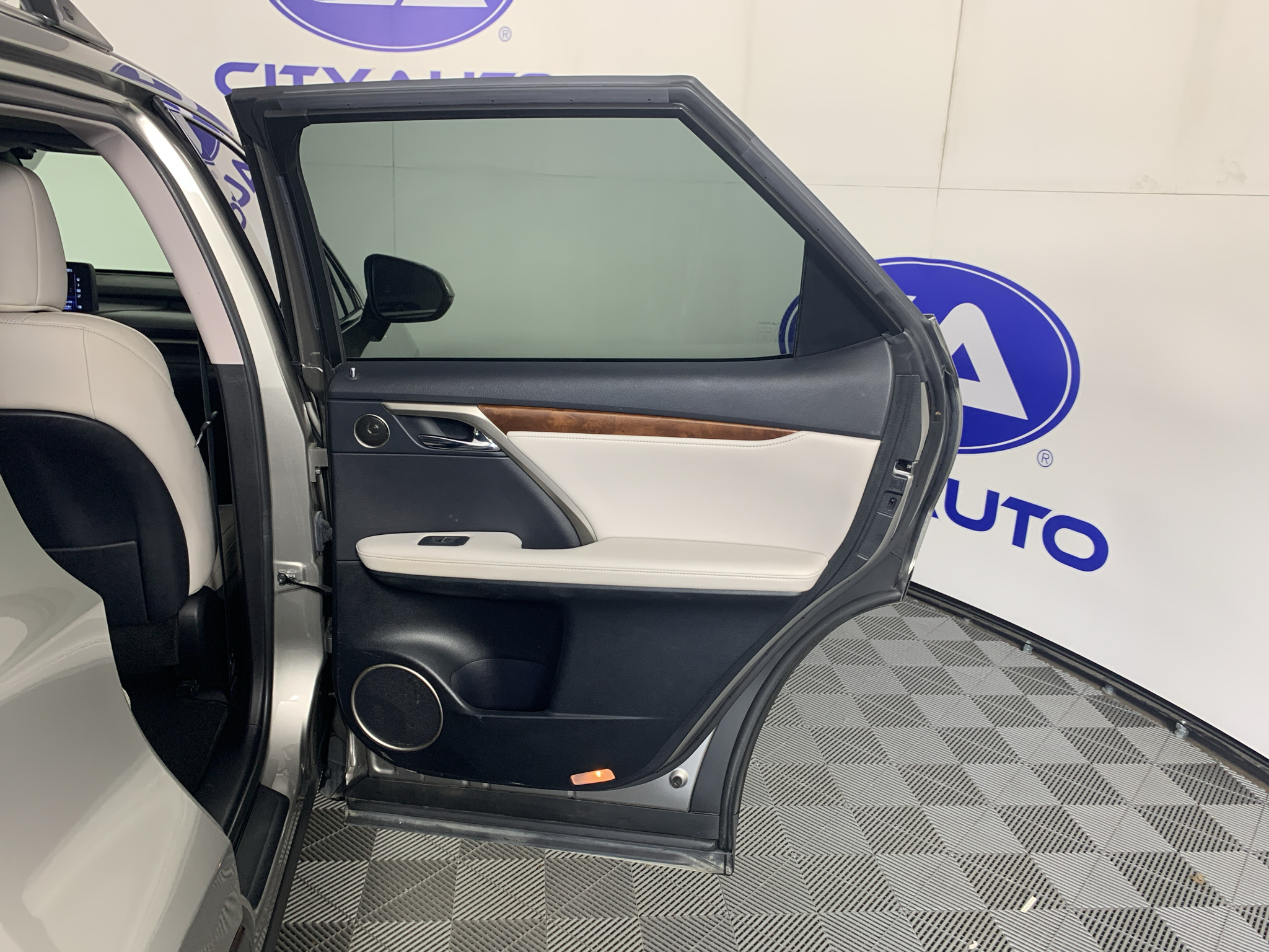 Used 2020 Lexus RX 350L SUV