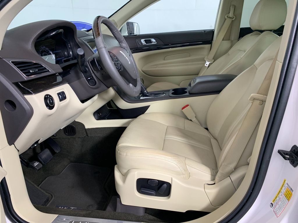 Used 2019 Lincoln MKT SUV