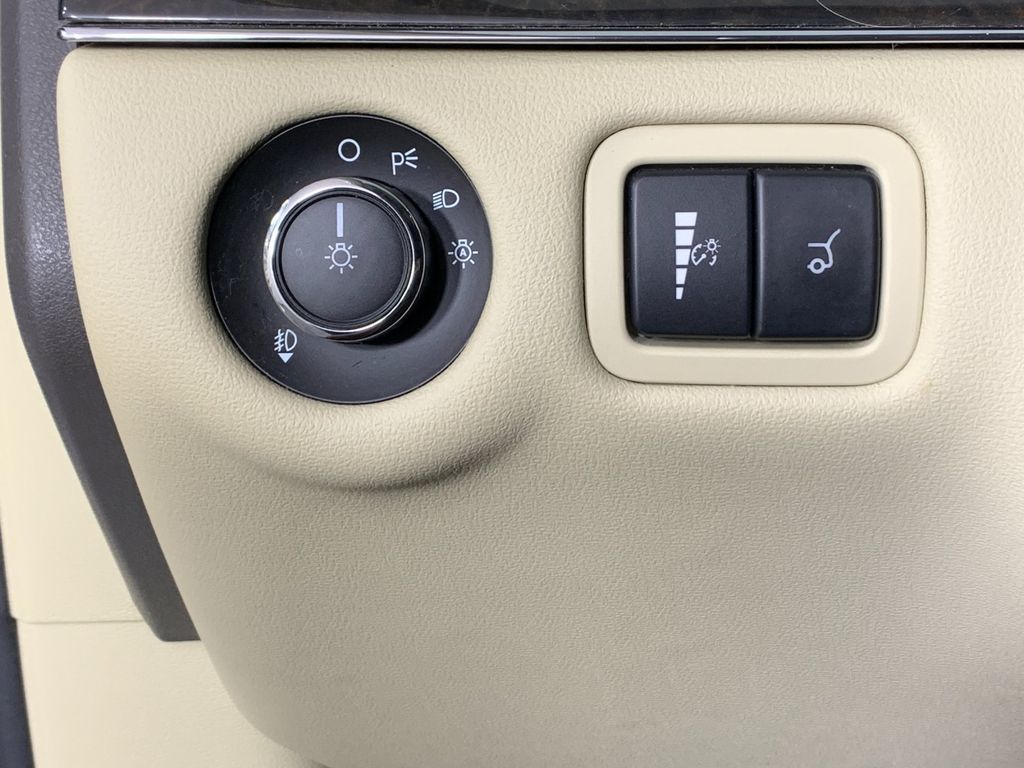 Used 2019 Lincoln MKT SUV
