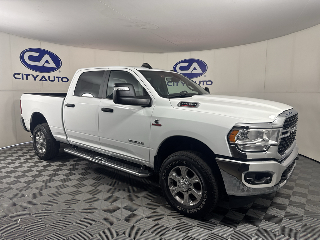 Vehicle photo 1