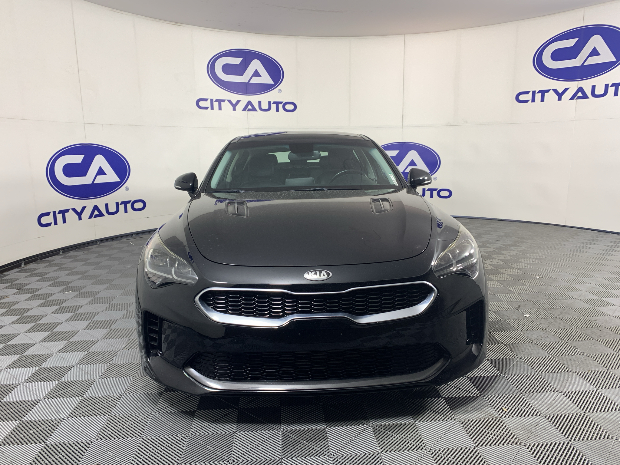 Used 2018 Kia Stinger Sedan