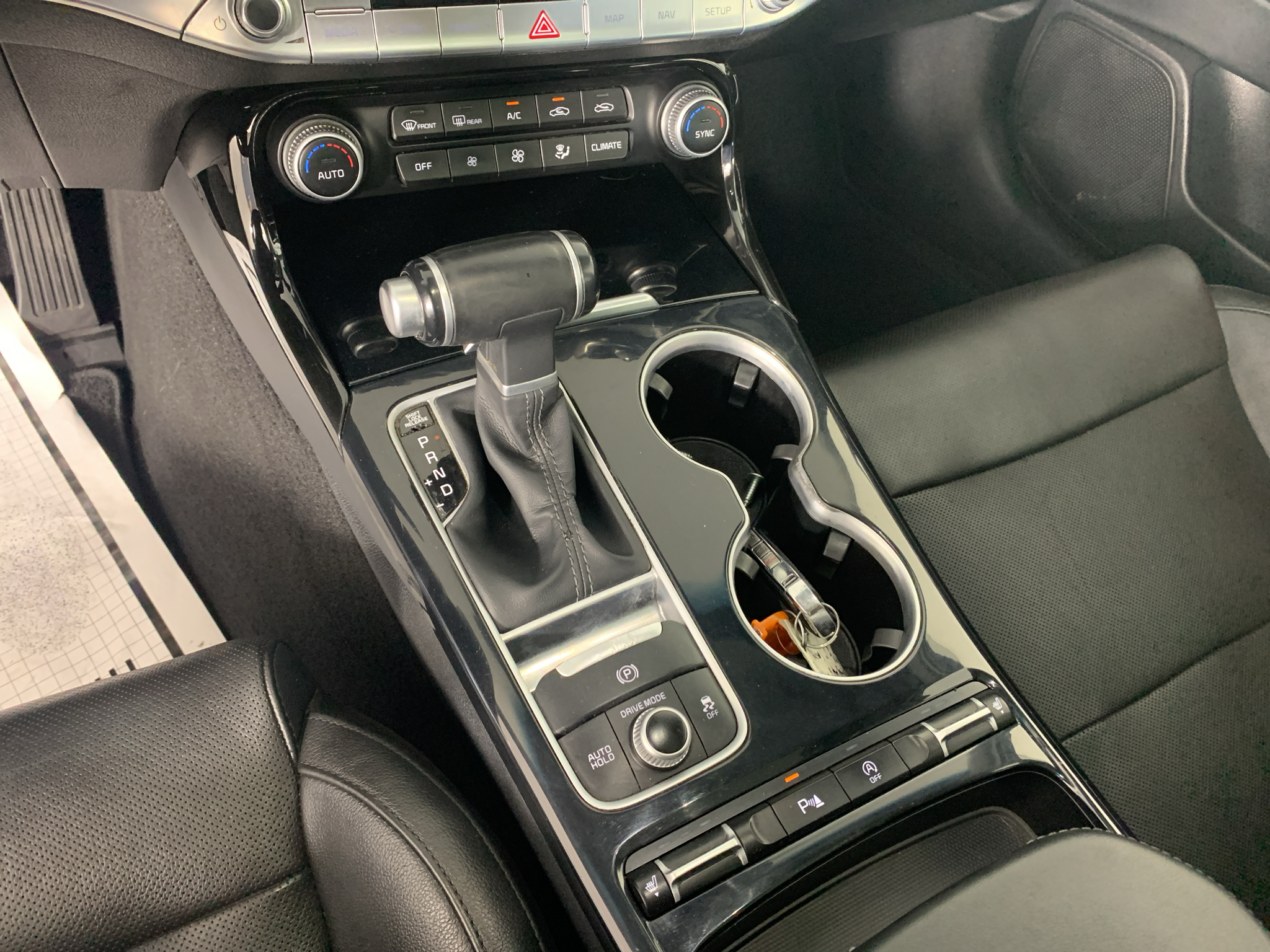 Used 2018 Kia Stinger Sedan