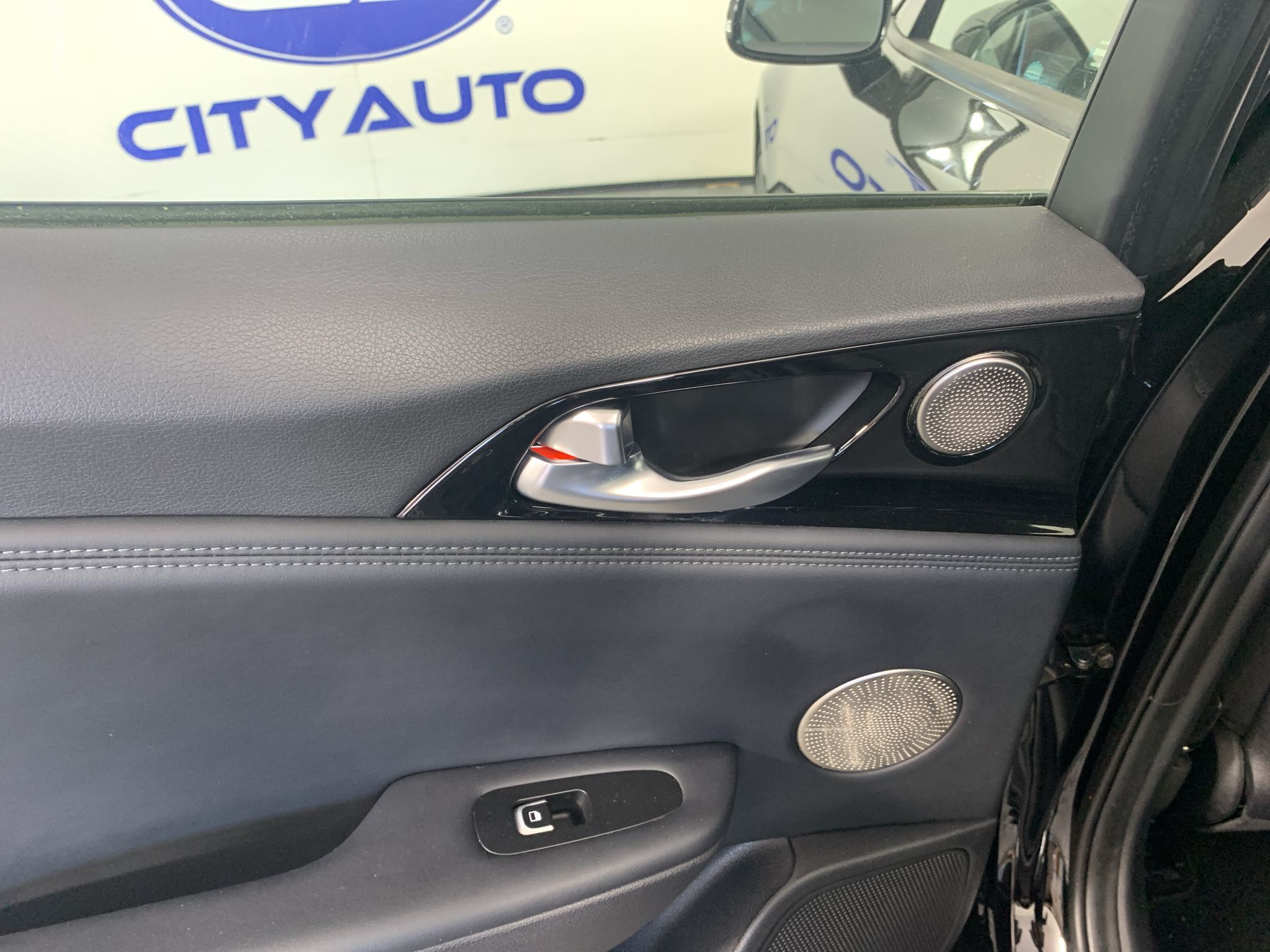 Used 2018 Kia Stinger Sedan