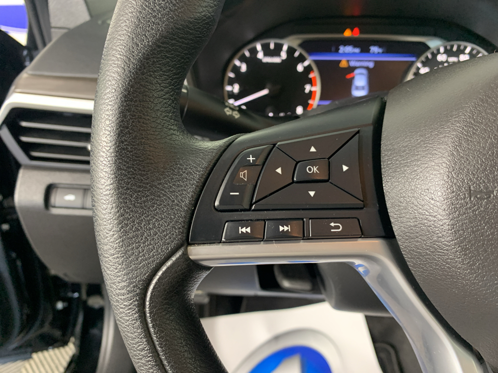 Used 2025 Nissan Altima Sedan