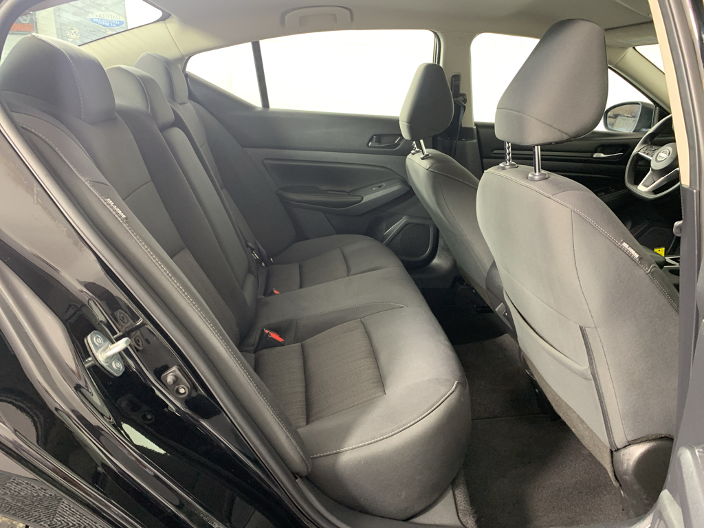 Used 2025 Nissan Altima Sedan