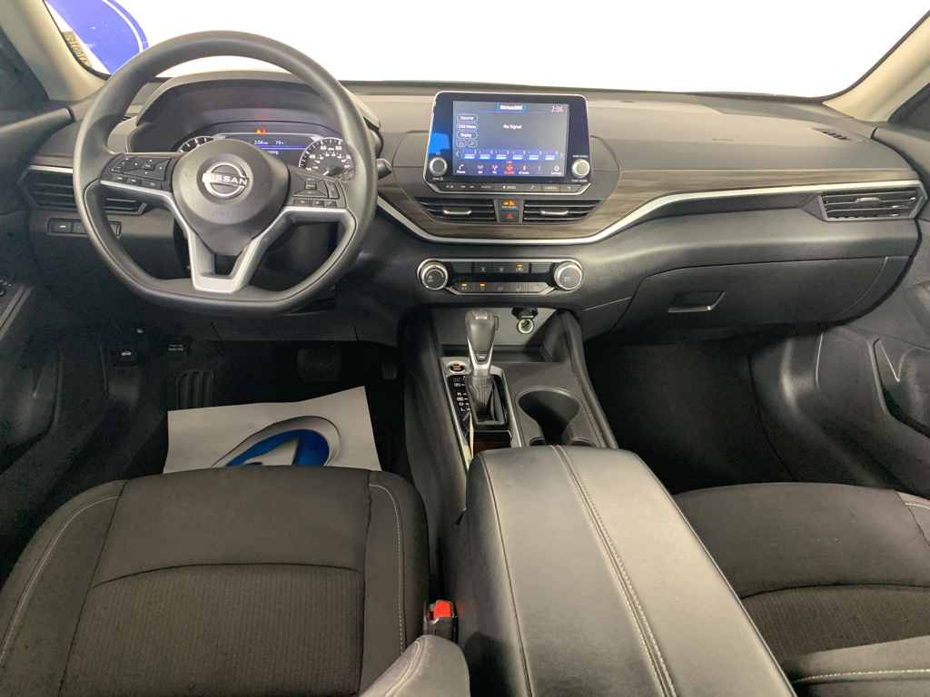 Used 2025 Nissan Altima Sedan