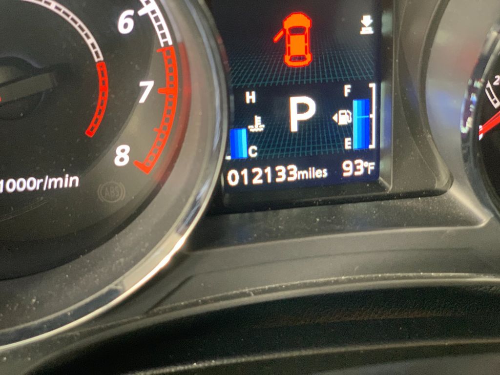 Vehicle photo 22