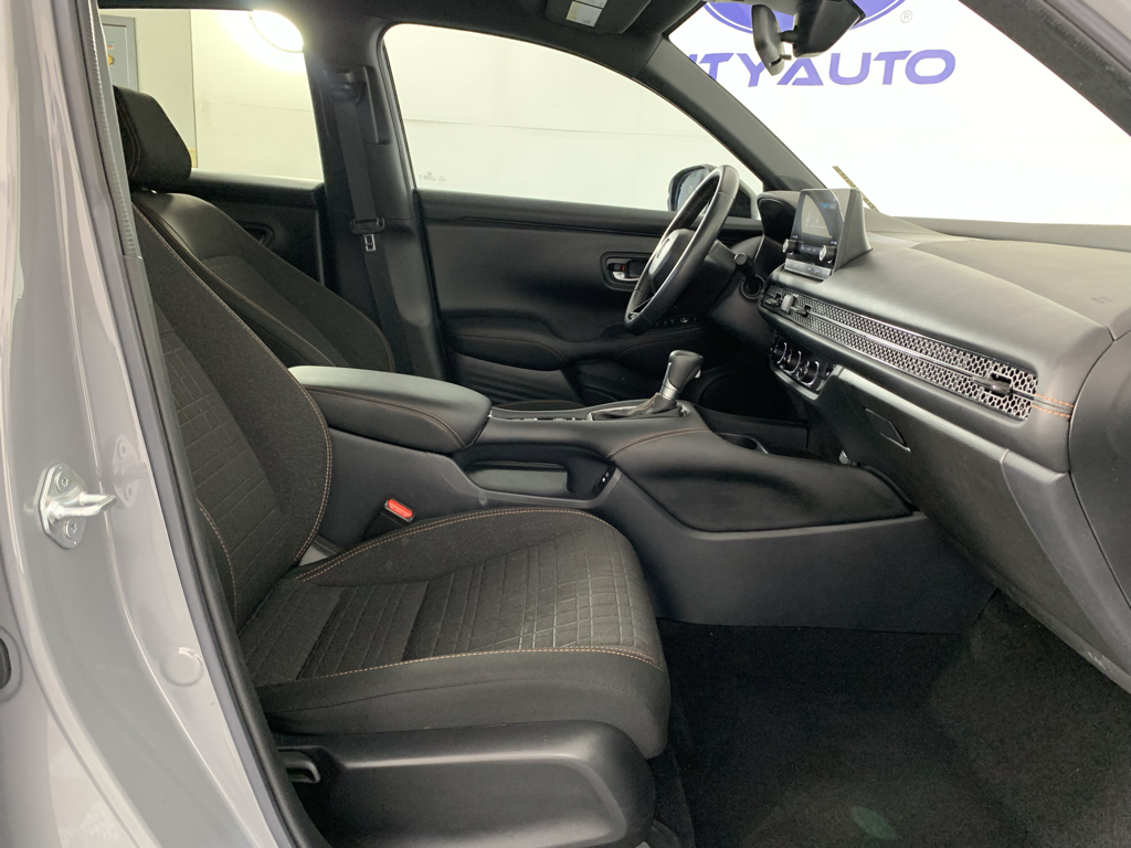 Vehicle photo 39