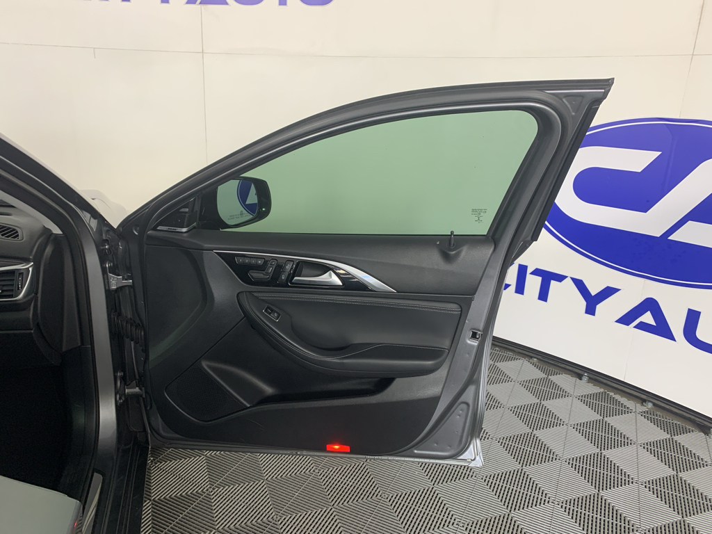 Used 2018 Infiniti QX30 SUV