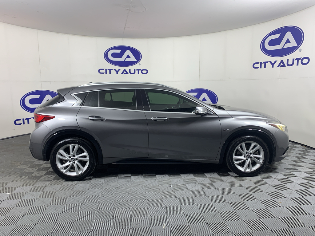 Used 2018 Infiniti QX30 SUV