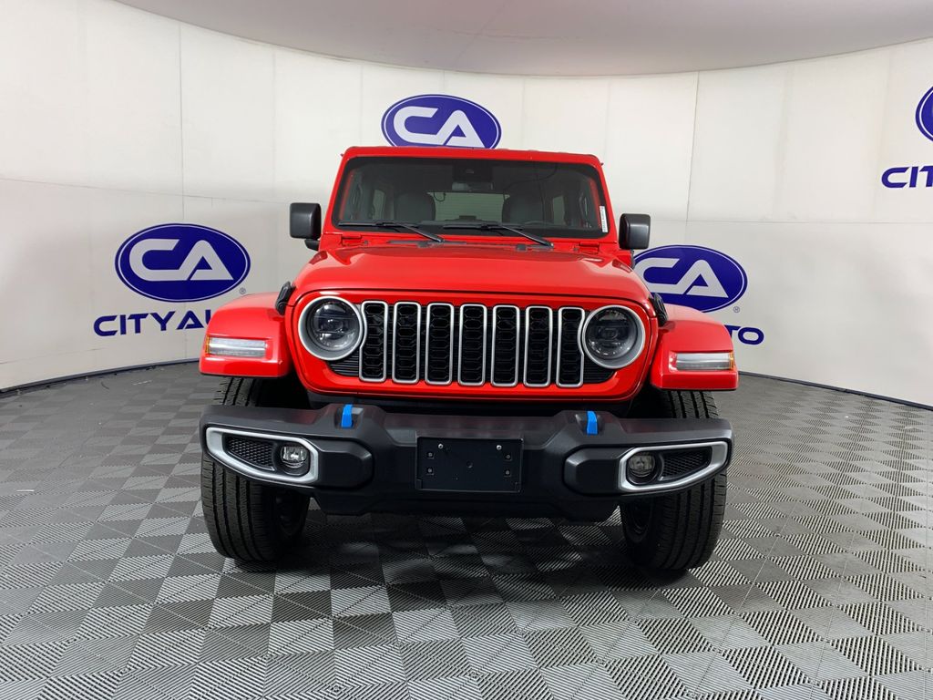Vehicle photo 9