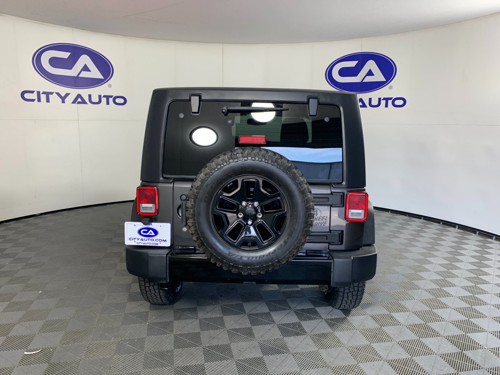 Used 2017 Jeep Wrangler SUV