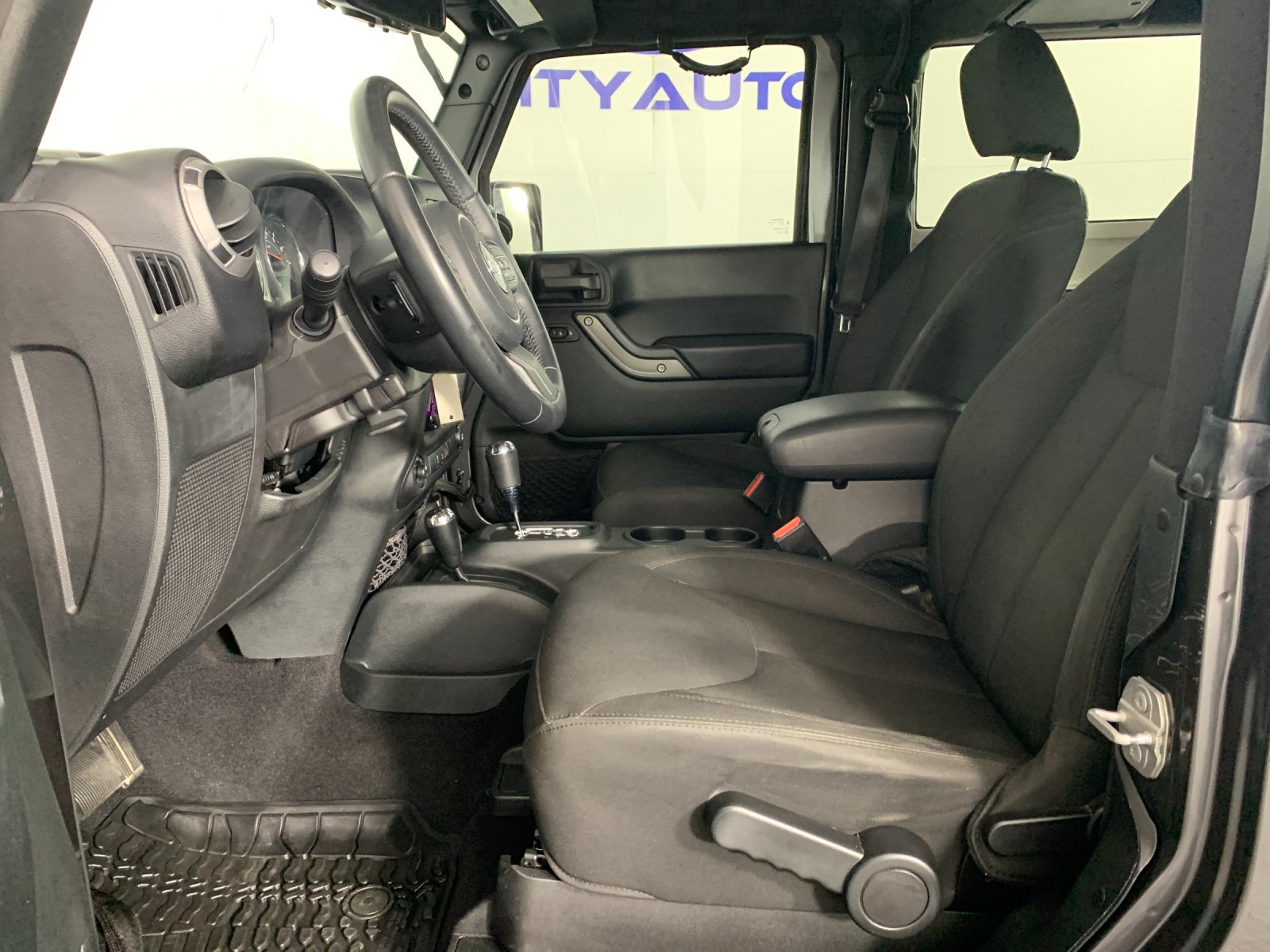 Used 2017 Jeep Wrangler SUV