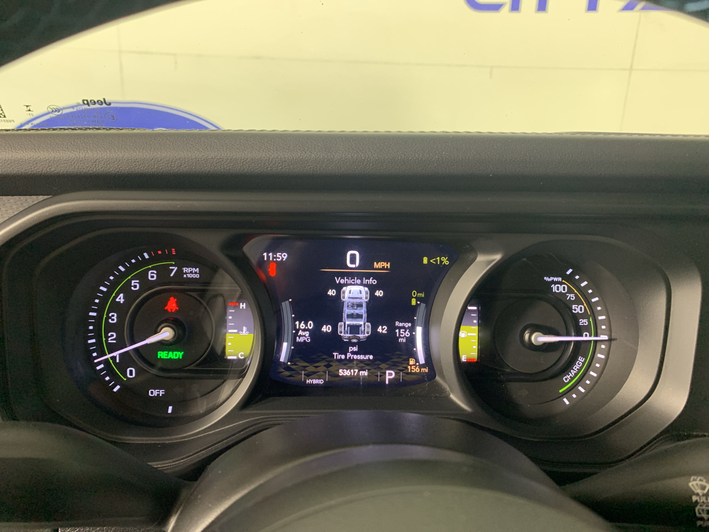 Vehicle photo 22