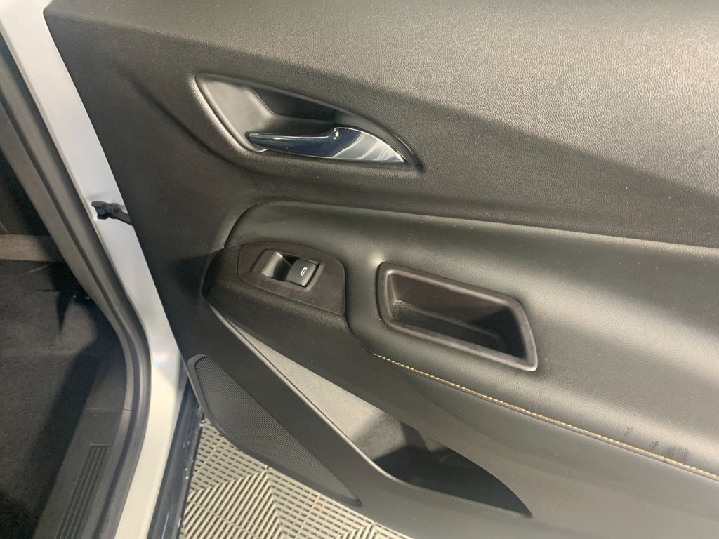 Used 2021 Chevrolet Equinox SUV