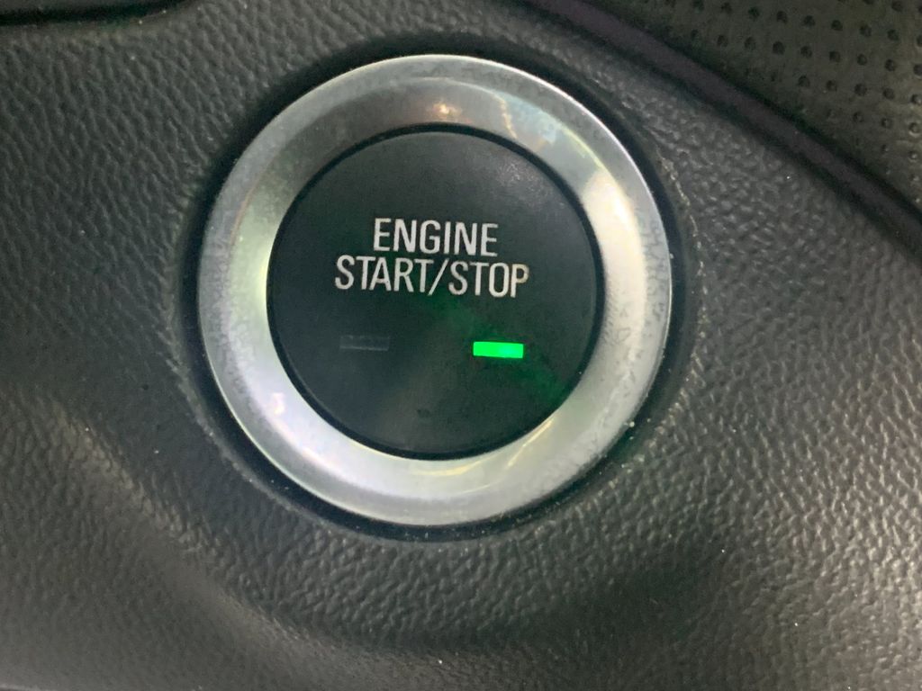 Used 2021 Chevrolet Equinox SUV