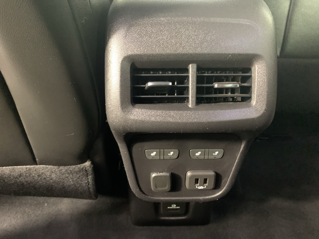 Used 2018 Chevrolet Equinox SUV