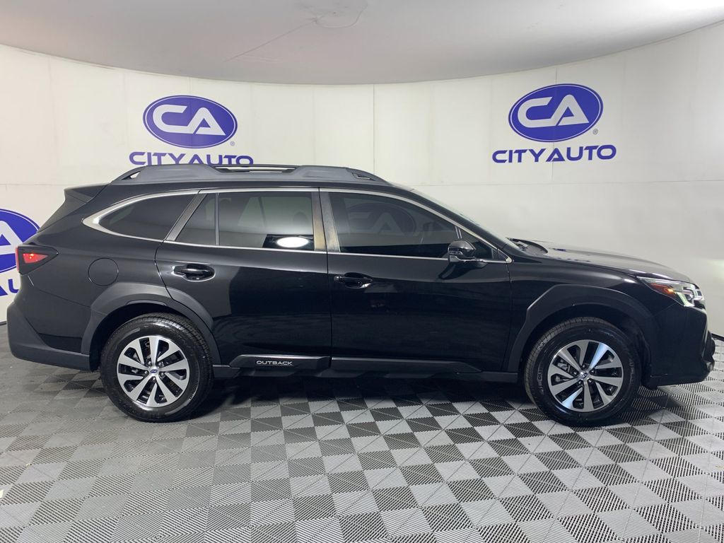 Used 2023 Subaru Outback SUV