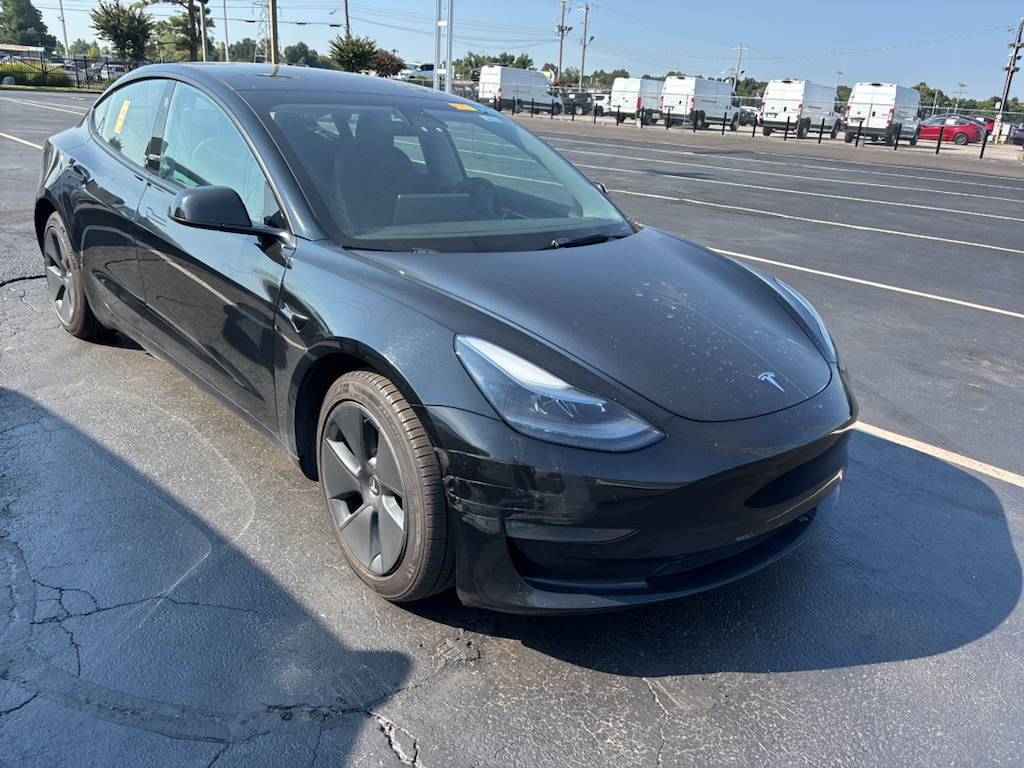 Vehicle photo 1