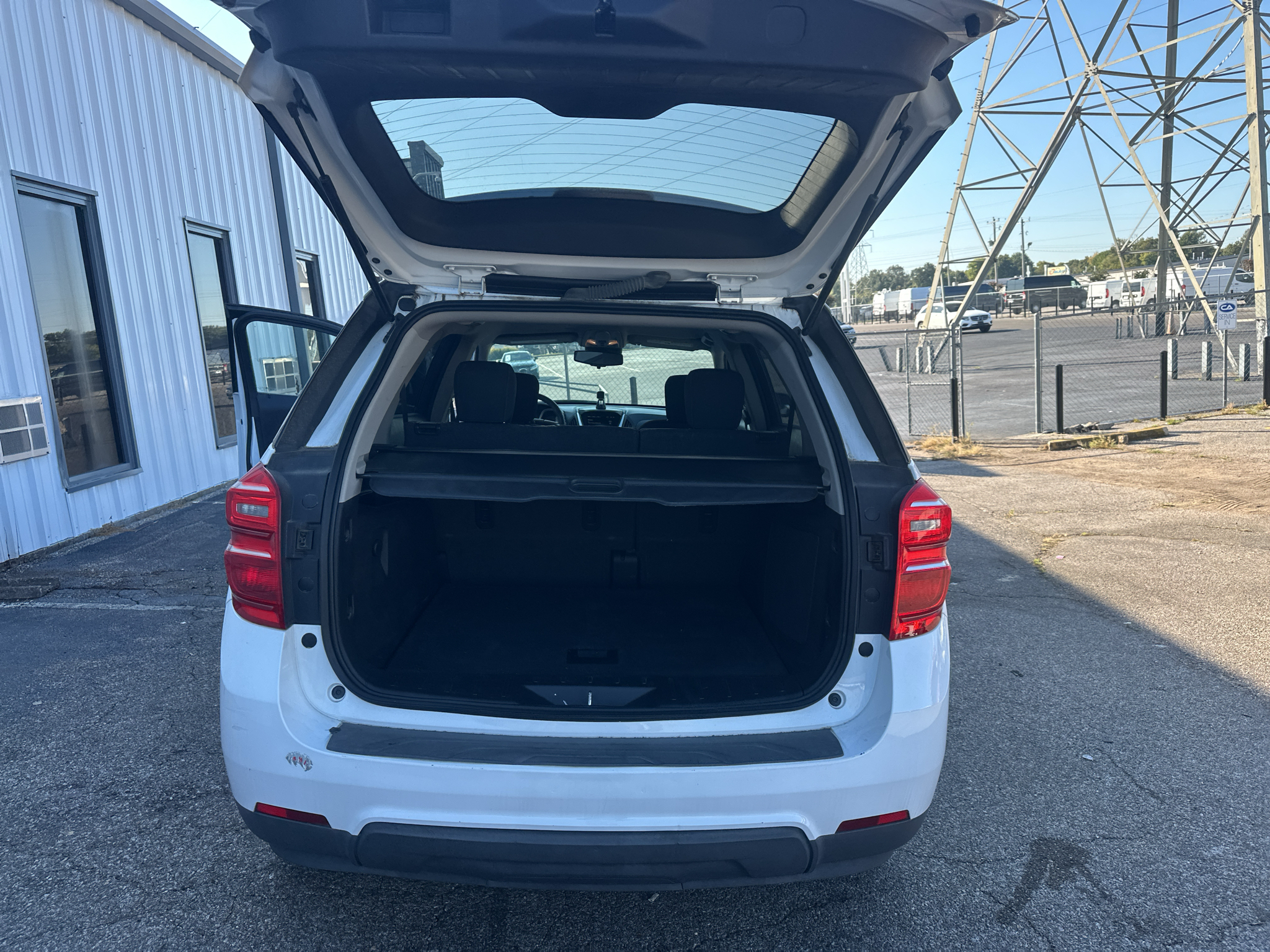 Used 2017 Chevrolet Equinox SUV