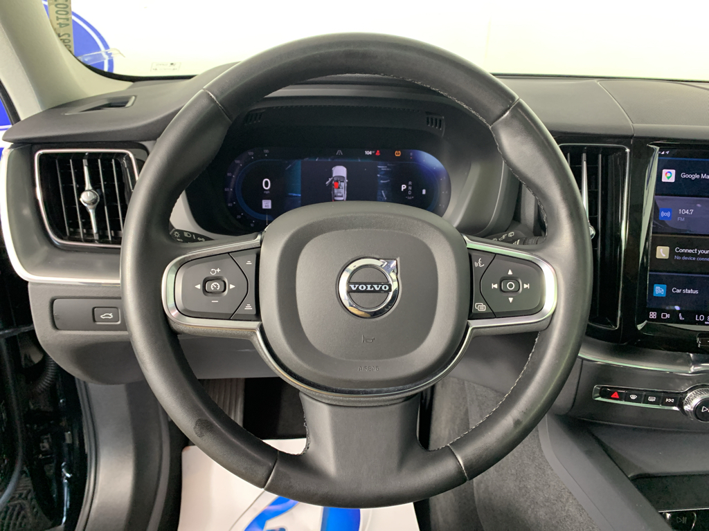 Used 2023 Volvo XC60 B5 SUV