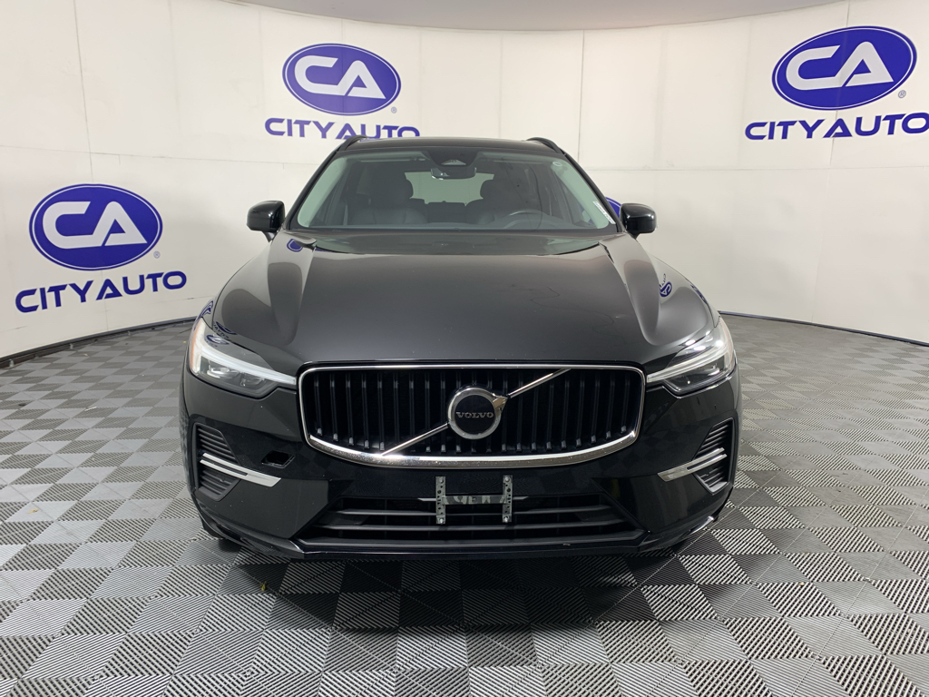 Used 2023 Volvo XC60 B5 SUV