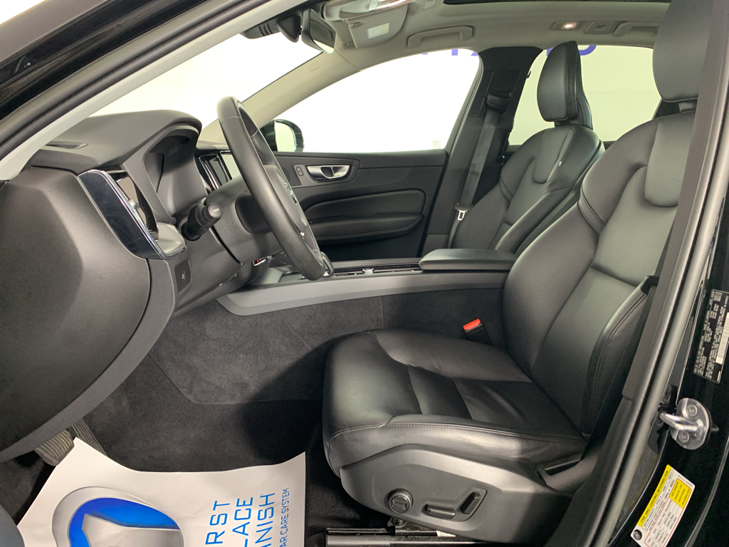 Used 2023 Volvo XC60 B5 SUV