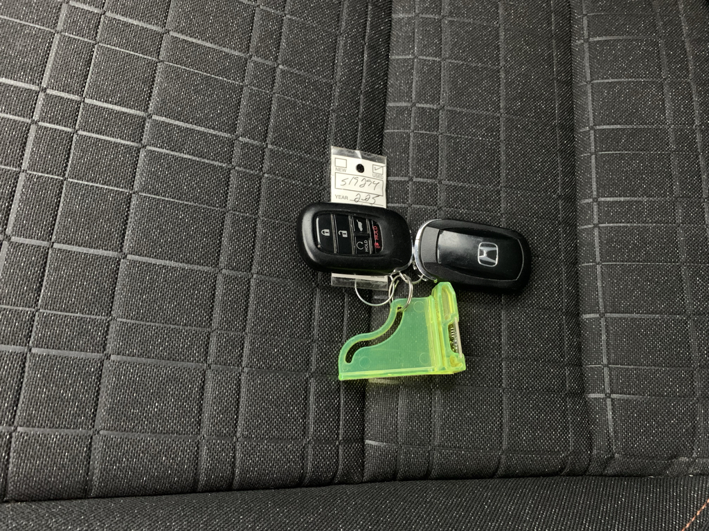 Vehicle photo 40
