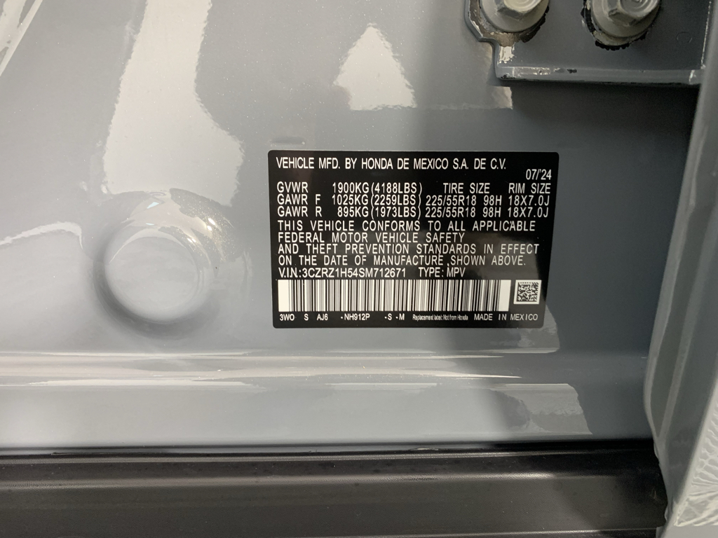 Vehicle photo 12