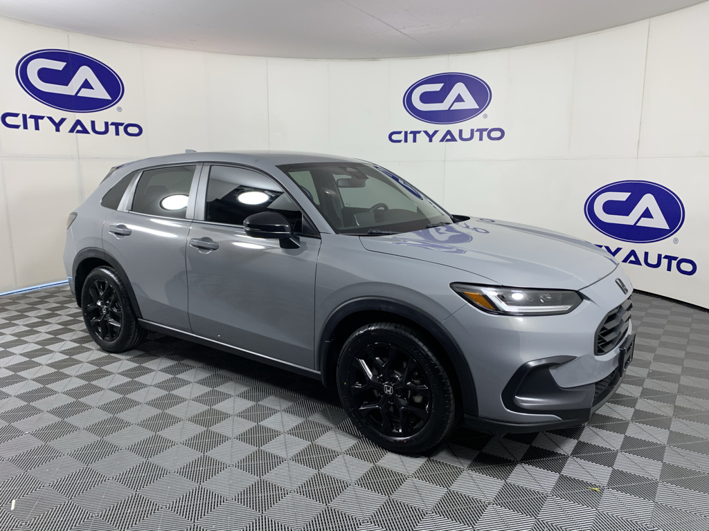 Vehicle photo 1