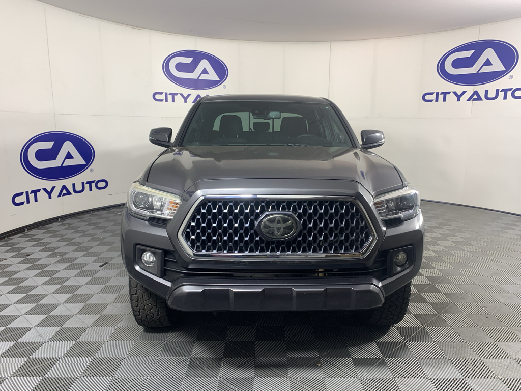 Vehicle photo 7