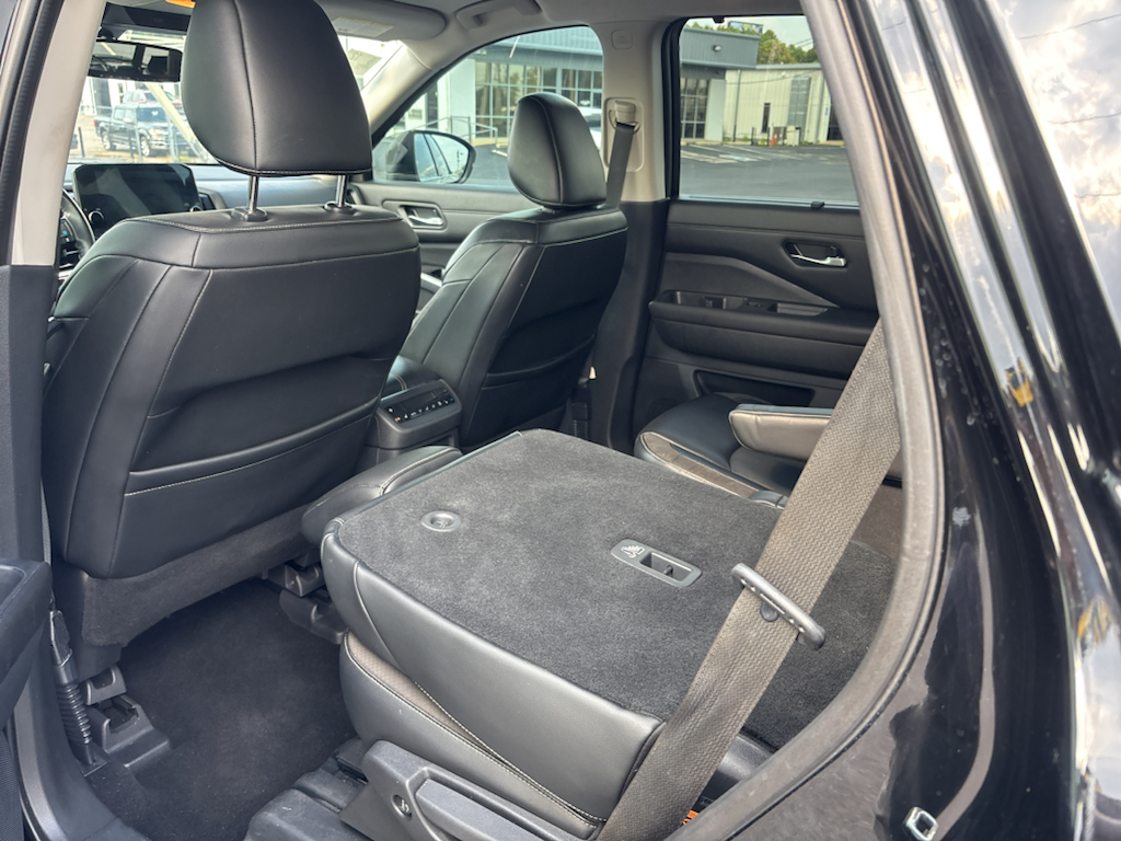 Used 2022 Nissan Pathfinder SUV