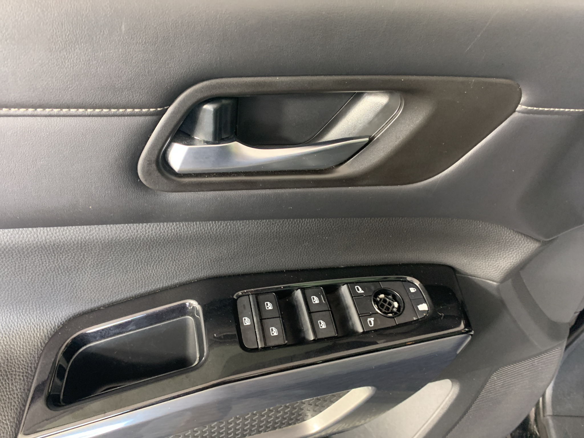 Used 2022 Nissan Pathfinder SUV