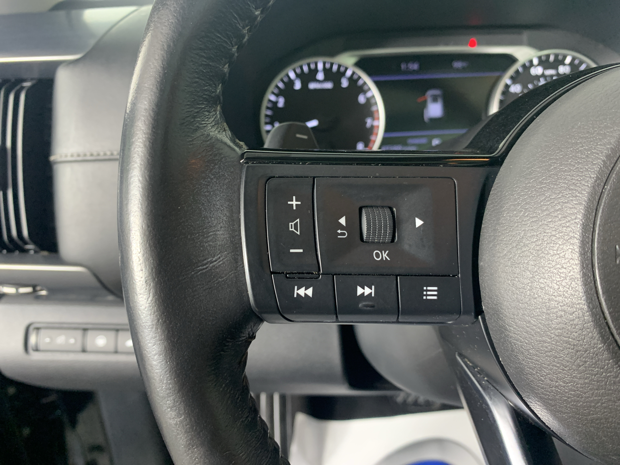 Used 2022 Nissan Pathfinder SUV